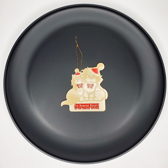 Vintage 80s Goldtone/Red Cut-Out Metal 3" Cat Dog Humane Society HSUS Ornament - Picture 2 of 7